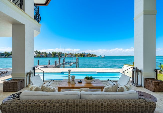 Villa/Dettached house in Miami Beach - Villa Una